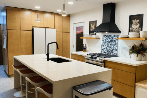 Warm Mid-Century Modern Kitchen Design With Personality