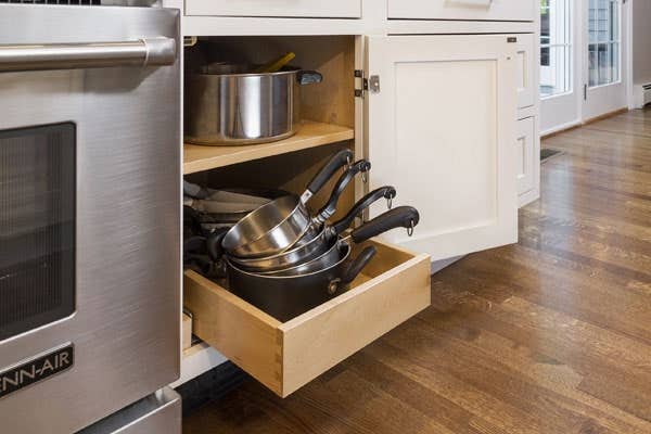 White shaker kitchen cabinets with one roll-out tray White shaker kitchen cabinets with one roll-out tray