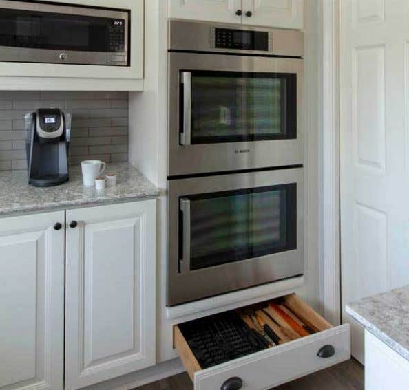Wall Oven Cabinet Built In Double Or Microwave Cliqstudios - Built In Wall Oven Cabinet Dimensions