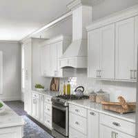 cliqstudios-shaker-white-4132453-567-900x681