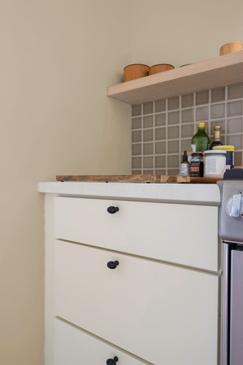 Houzz: 3 Ways to Balance a White Kitchen