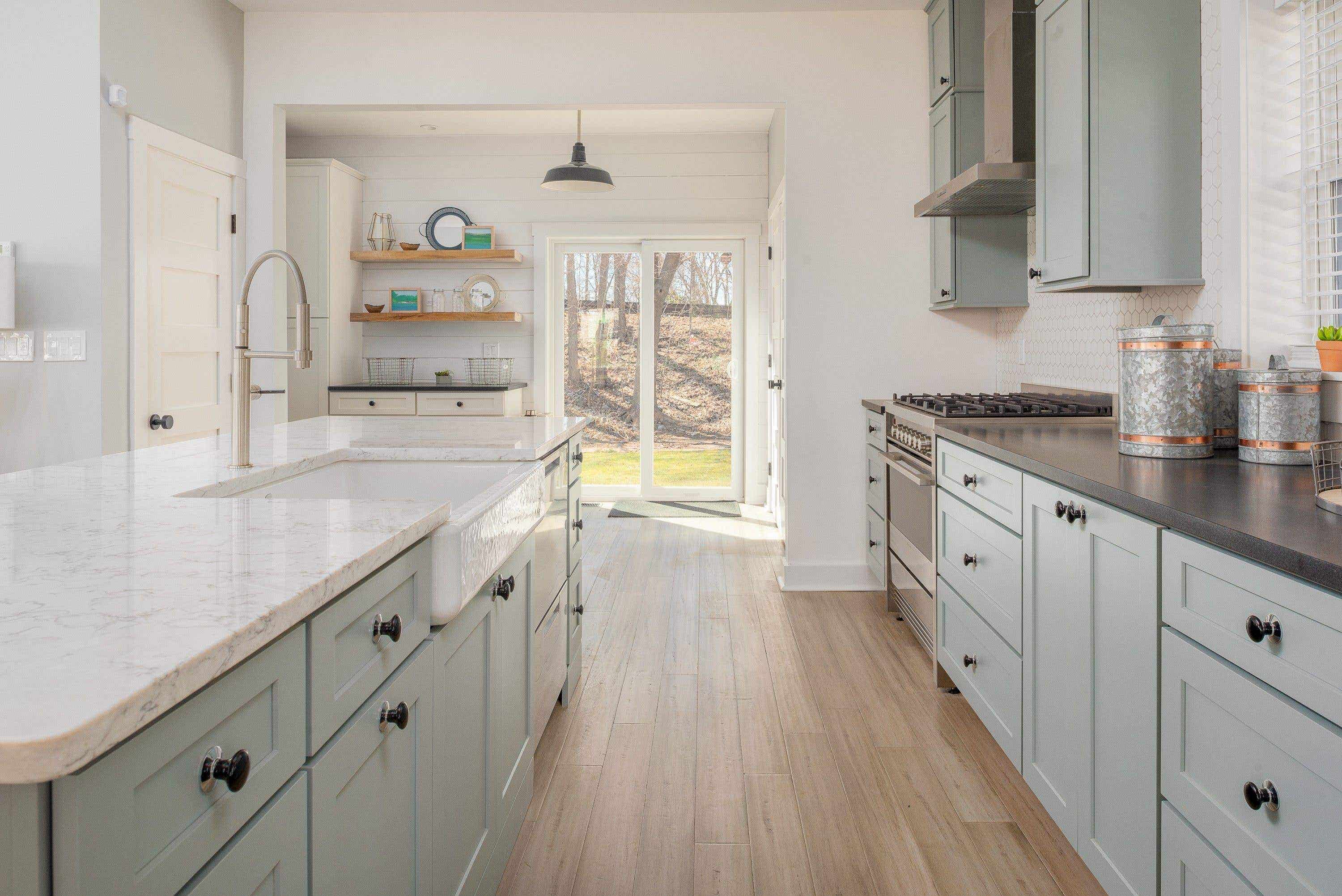 Cabinet knobs range in price depending on the style you select Cabinet knobs range in price depending on the style you select