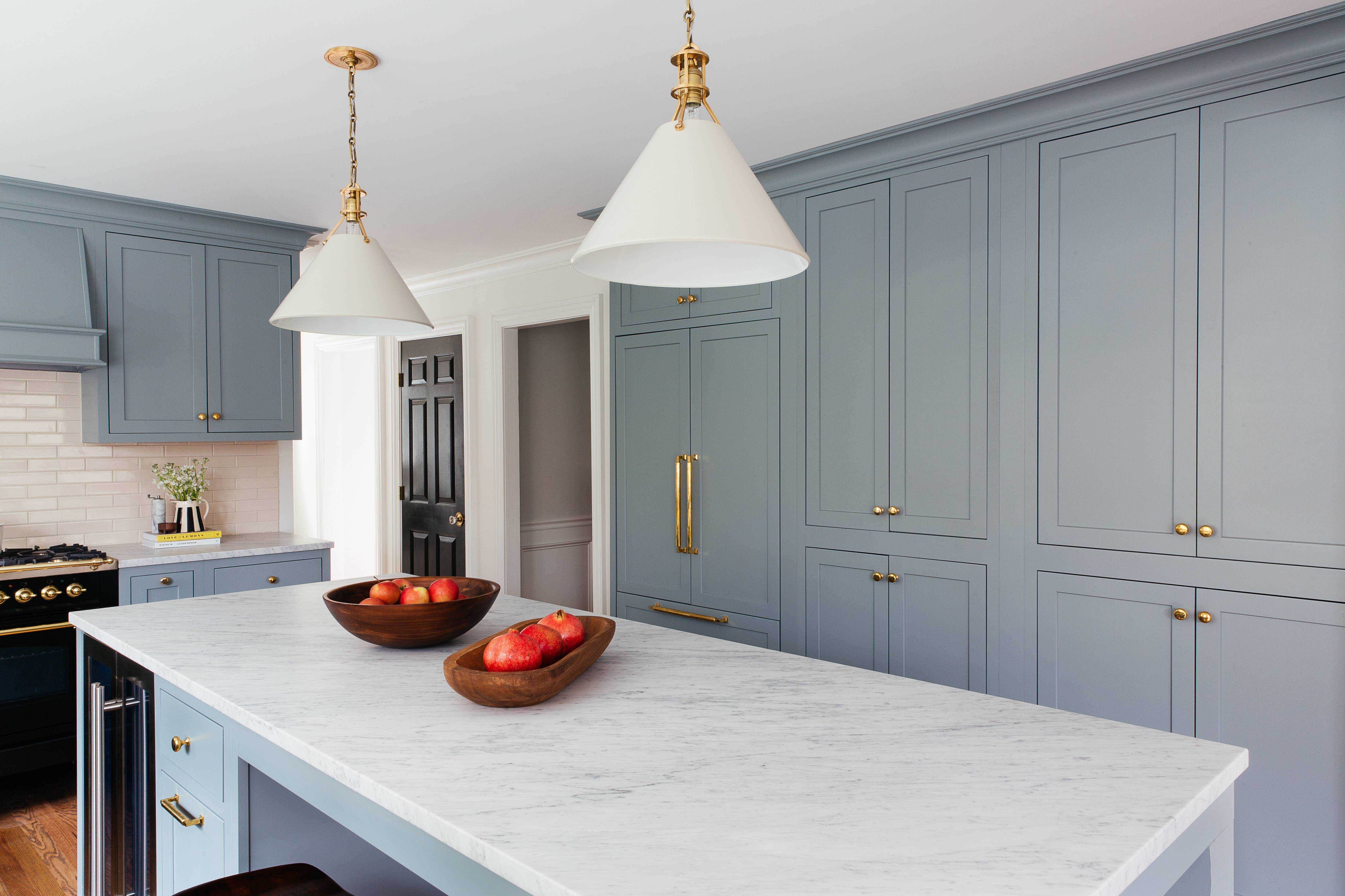 There are numerous stylish cabinet knob options that’ll create a great kitchen design There are numerous stylish cabinet knob options that’ll create a great kitchen design