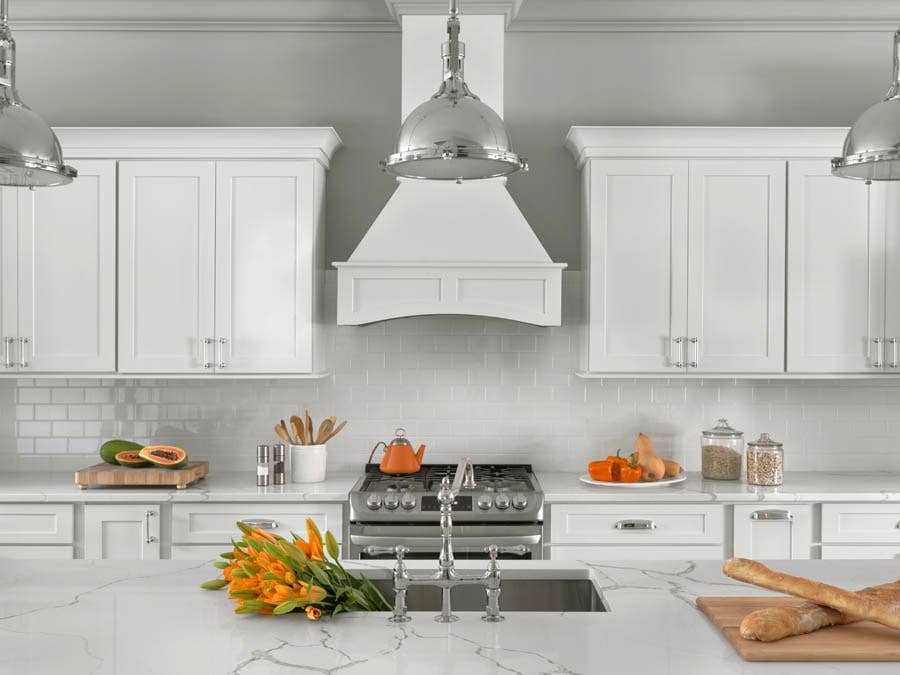 3 Reasons Why Your Kitchen Needs a Range Hood