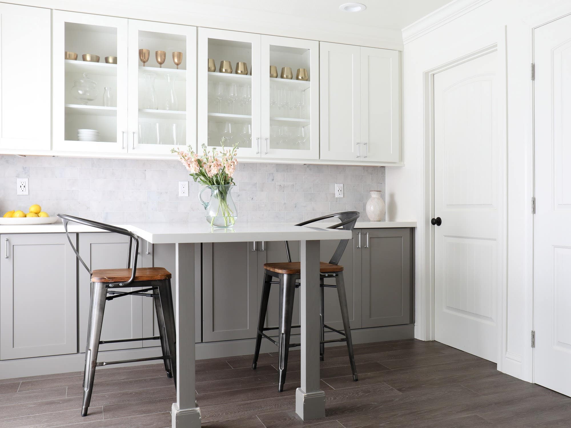 CliqStudios shaker-style Shaker cabinets in Medium Gray and Painted White