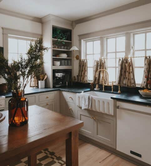 DIY Custom Kitchen Cabinets