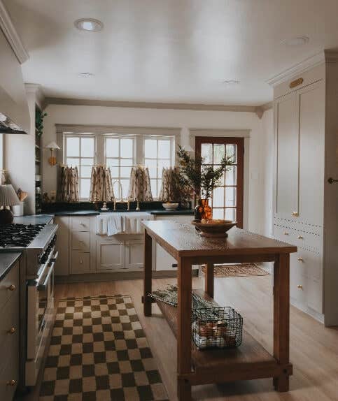 Maple Chai Latte Kitchen Cabinets